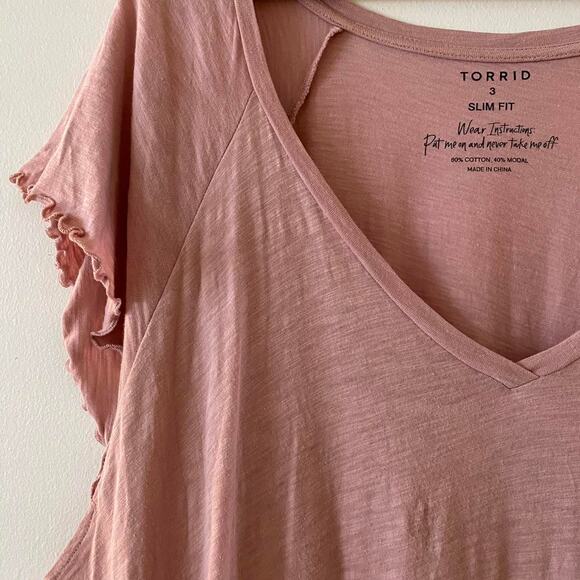 Torrid pink slim fit  V-neck top - Picture 6 of 6